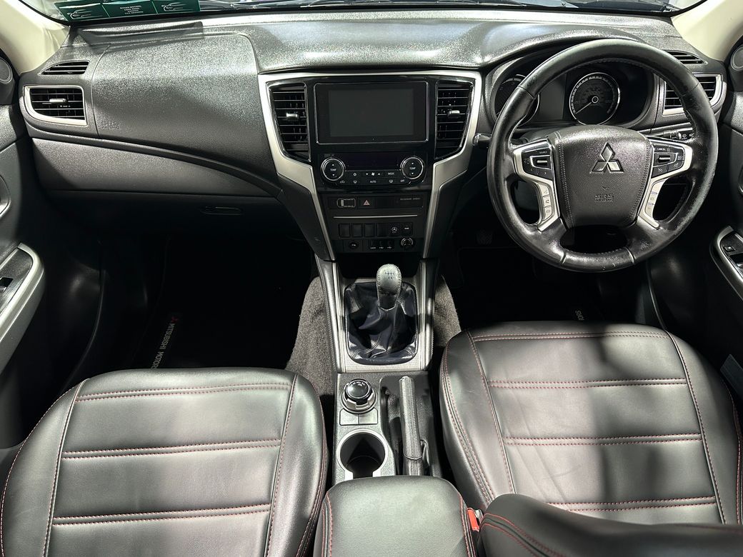 2020 Mitsubishi L200