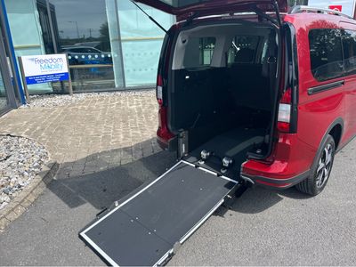 2023 Ford Grand Tourneo Connect