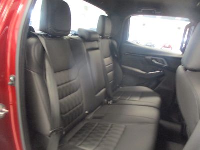 2025 Isuzu D-MAX