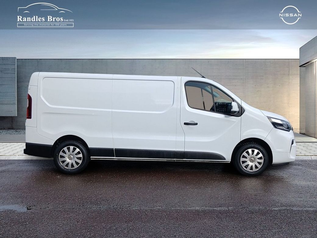 2024 Nissan Primastar