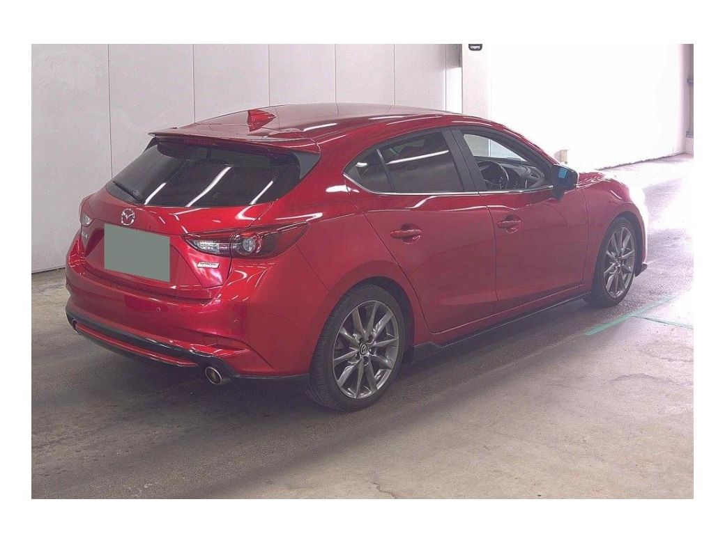 2018 Mazda Axela