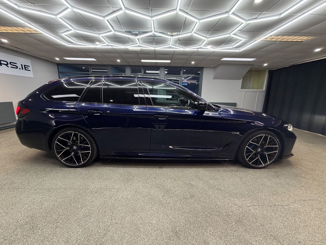 2022 BMW 5 Series