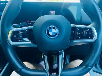 2023 BMW i5