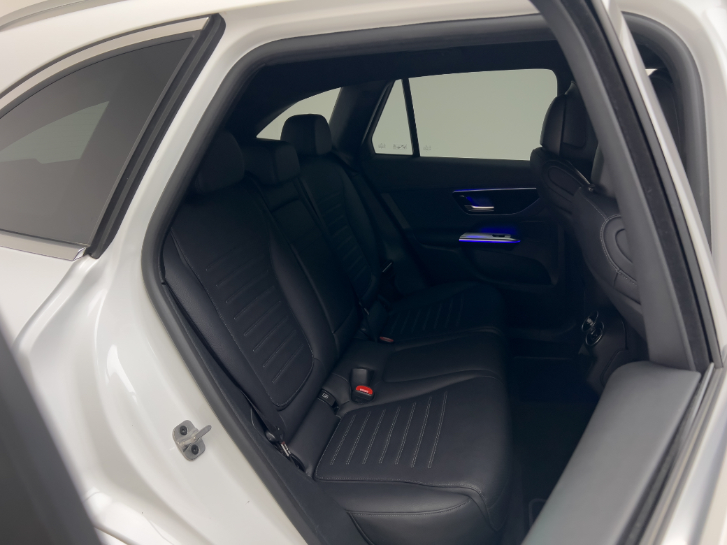 2024 Mercedes-Benz GLC Class