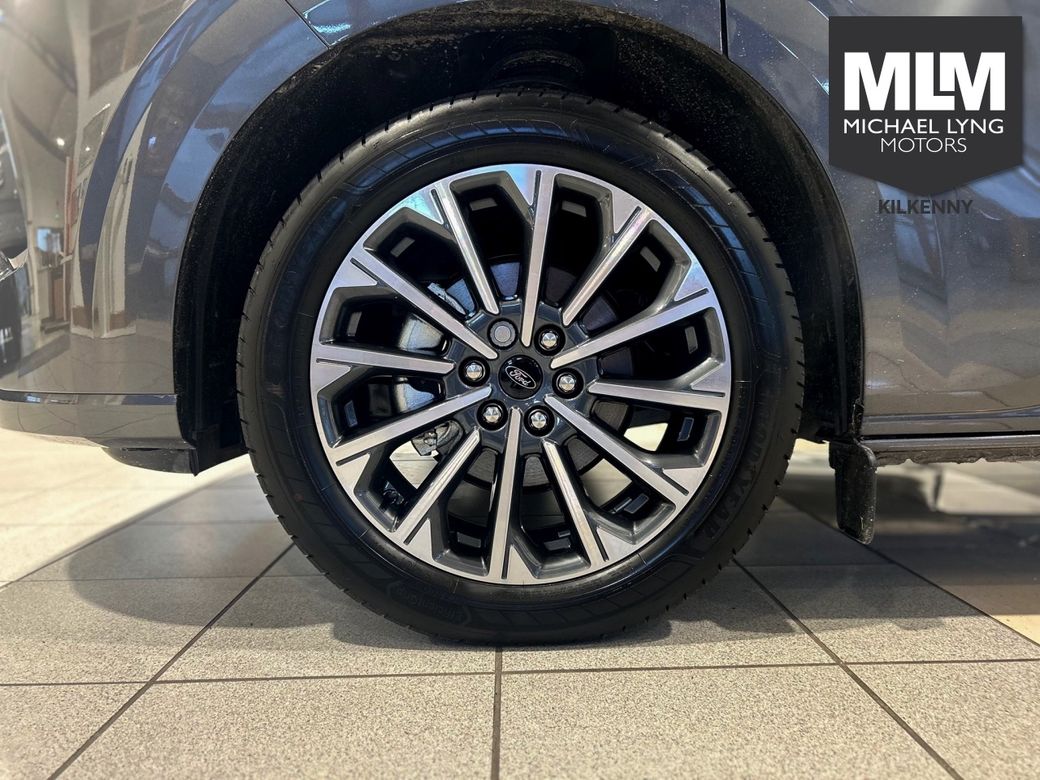 2026 Ford Tourneo Custom