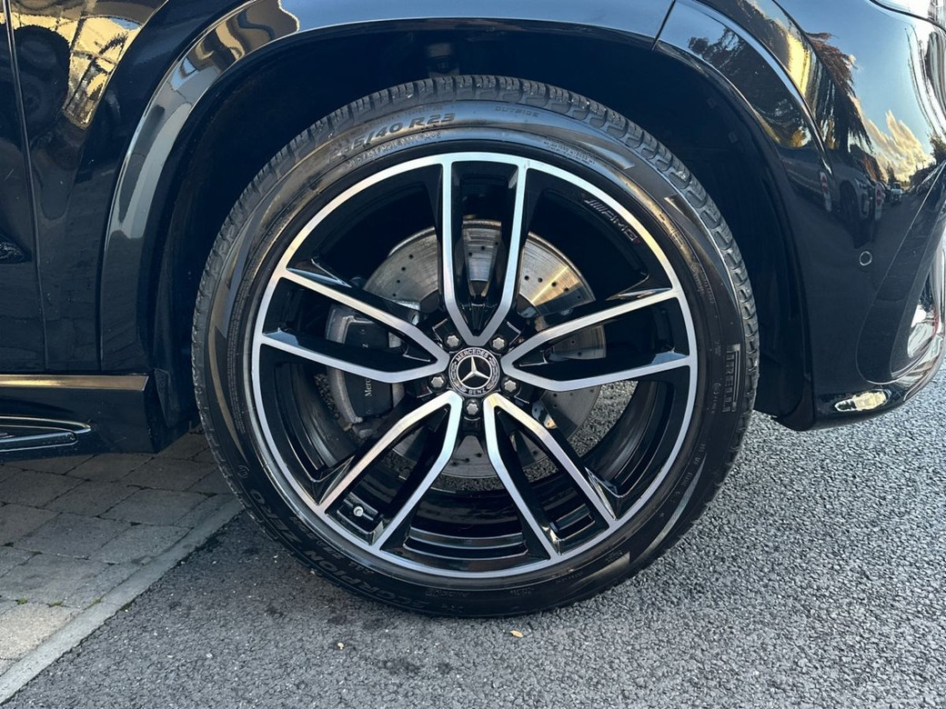 2025 Mercedes-Benz GLS