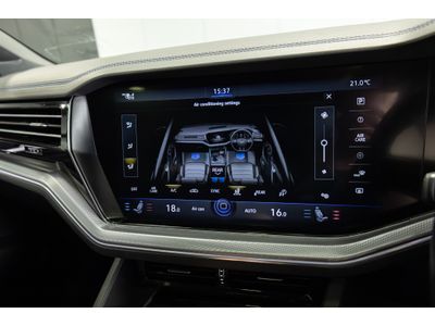 2021 Volkswagen Touareg