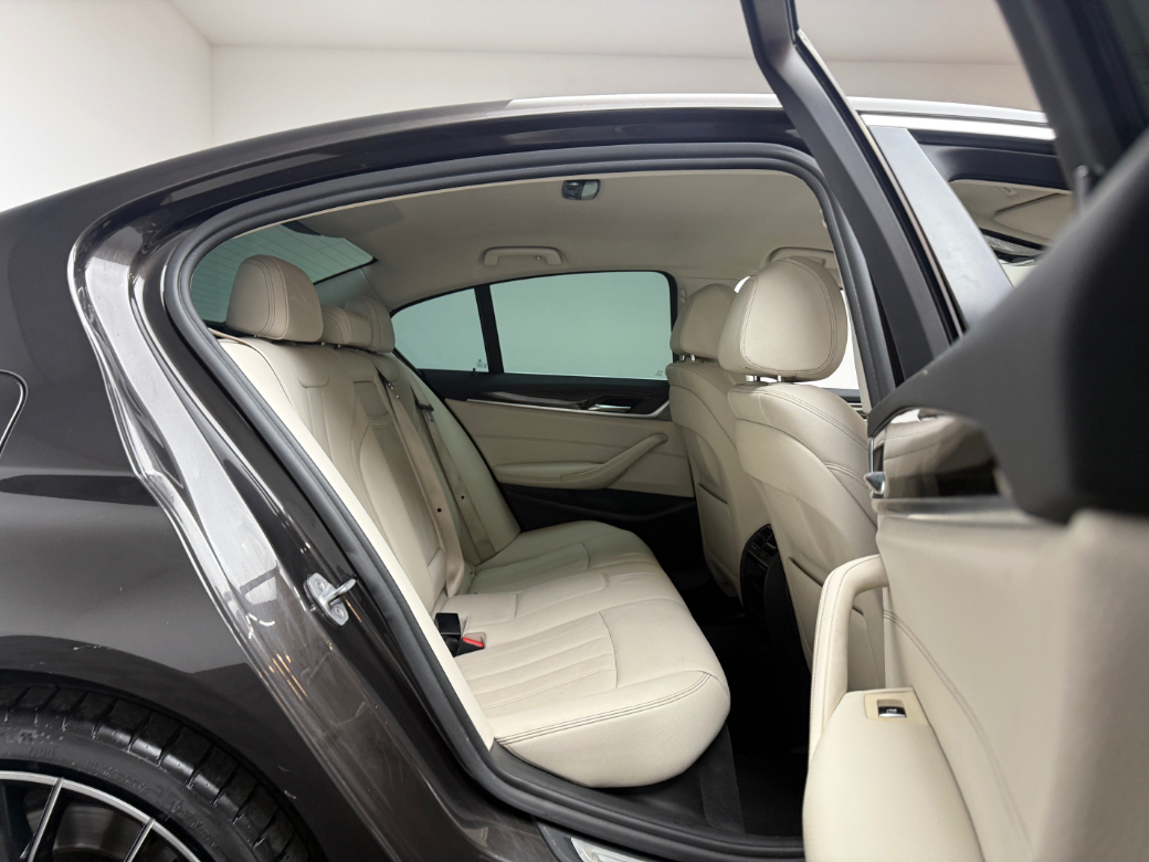 2018 BMW 5 Series