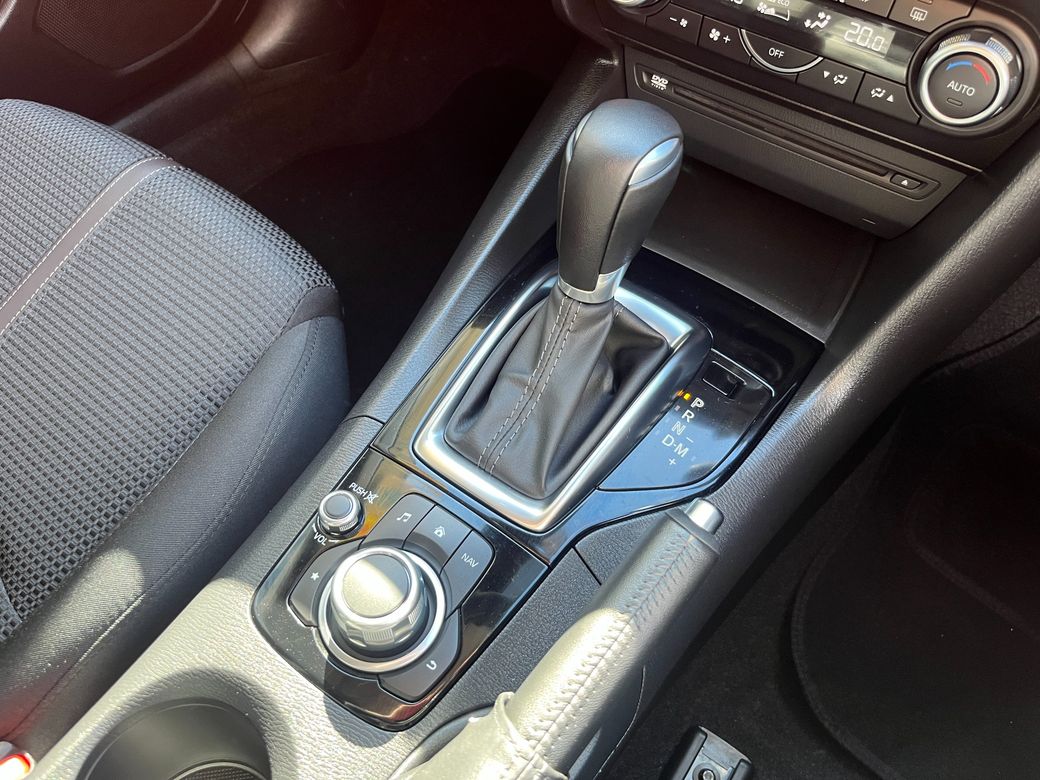 2019 Mazda Axela