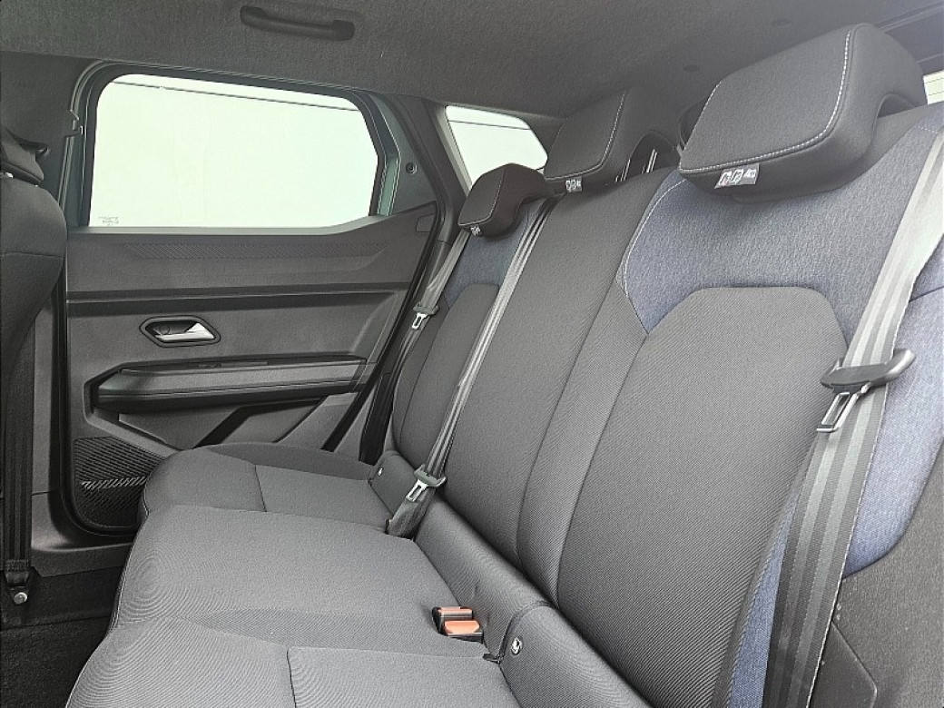2025 Dacia Duster