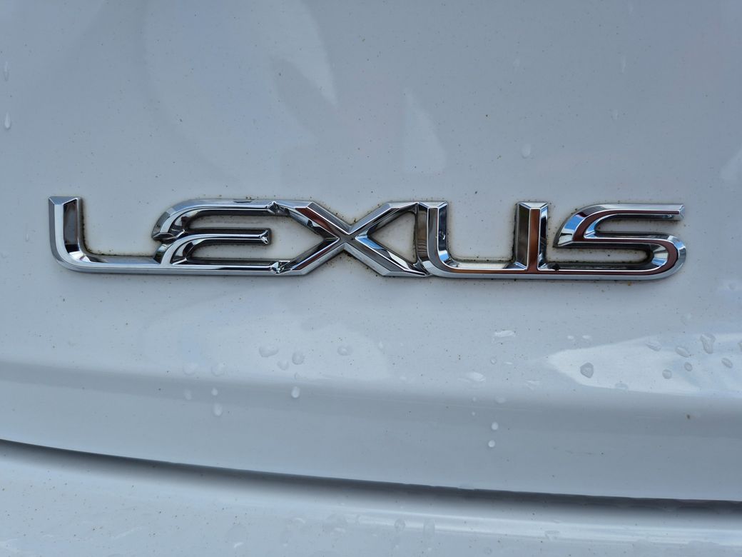 2015 Lexus IS 300h
