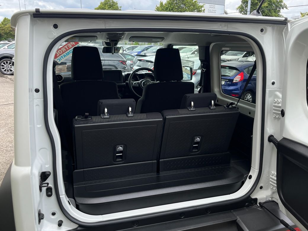 2025 Suzuki Jimny