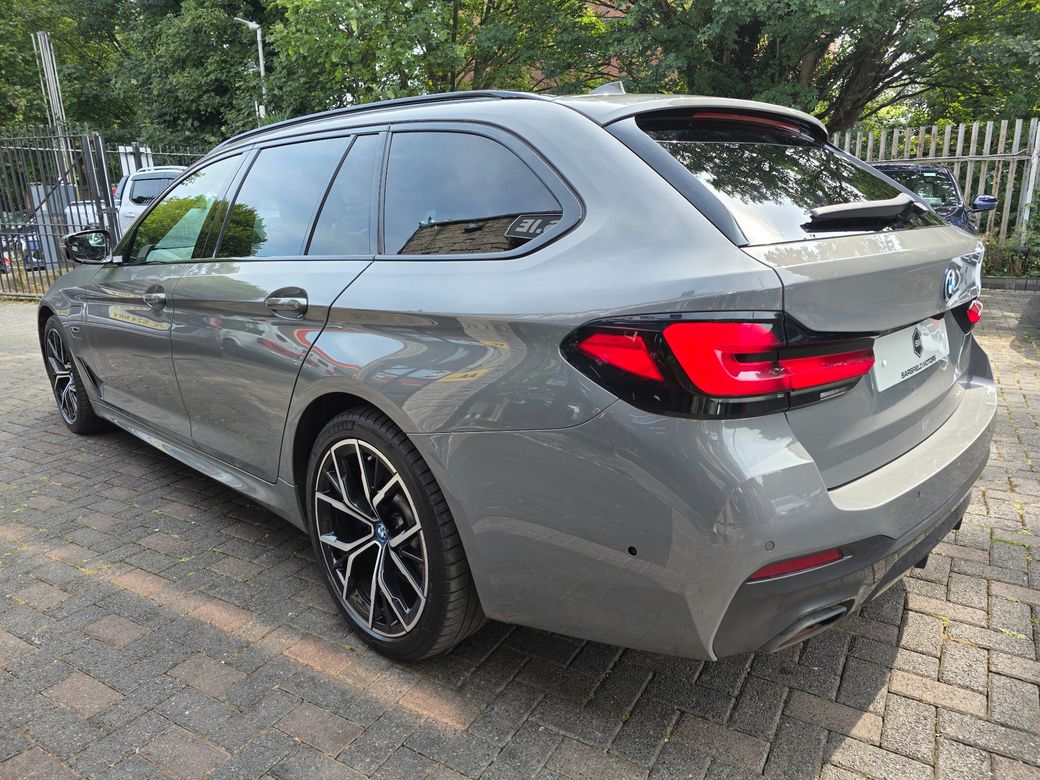 2021 BMW 5 Series