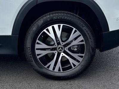 2025 Mercedes-Benz GLB Class