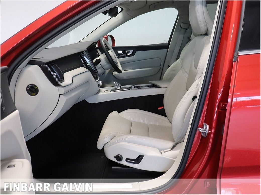 2022 Volvo XC60
