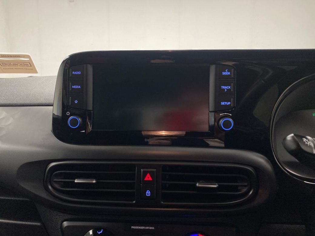 2024 Hyundai i10