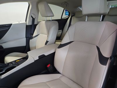 2025 Lexus ES 300h