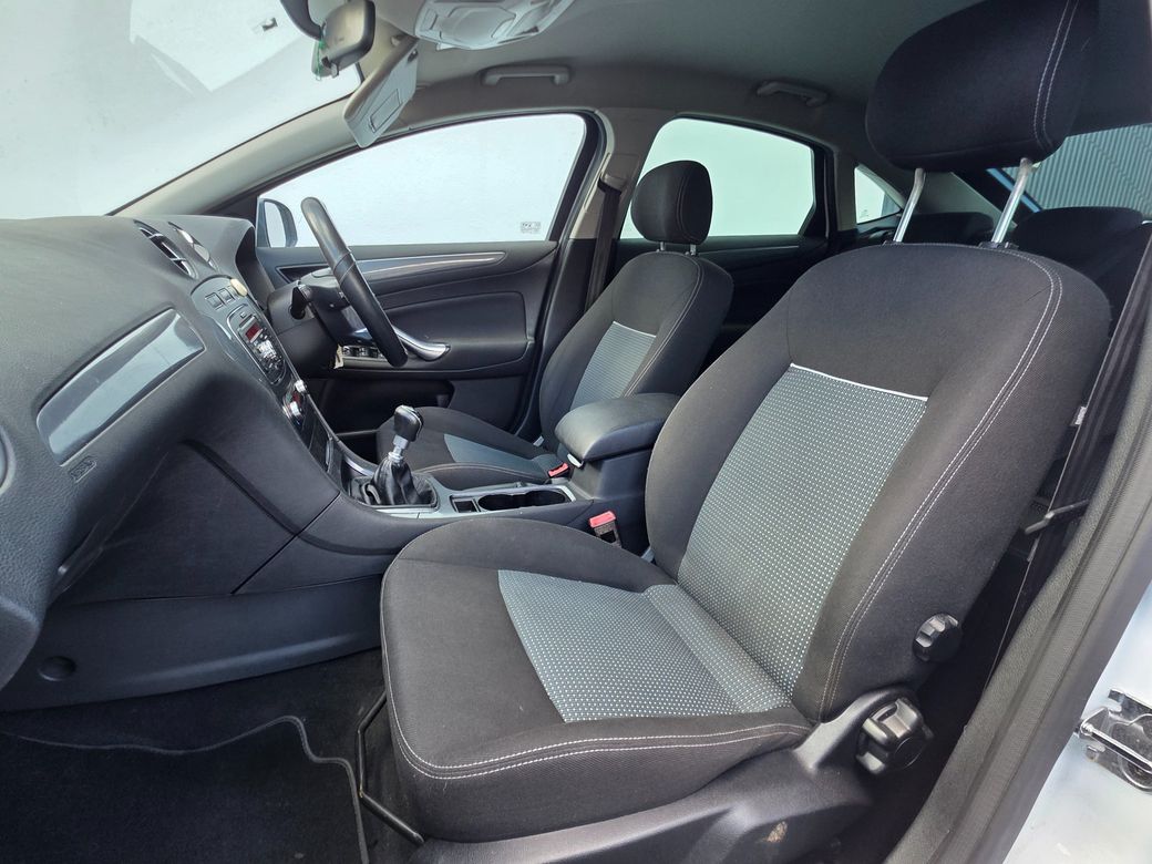 2013 Ford Mondeo