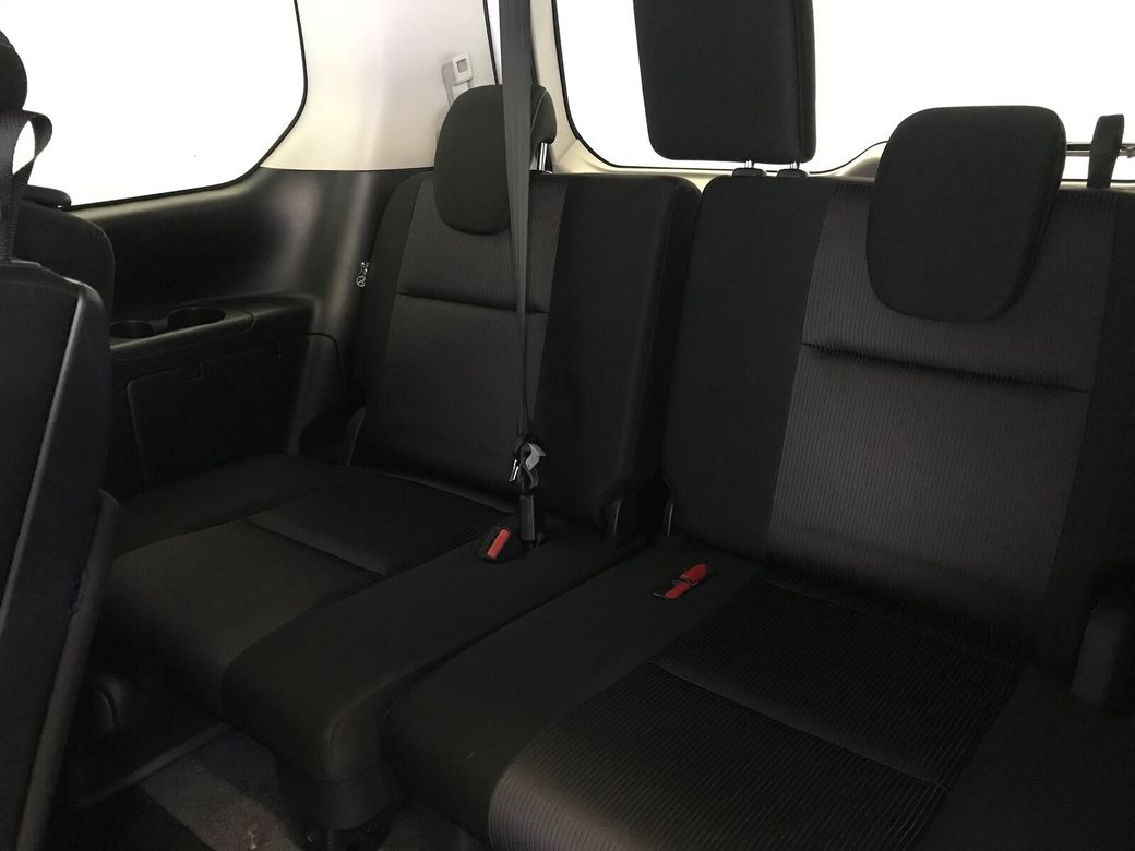 2017 Nissan Serena