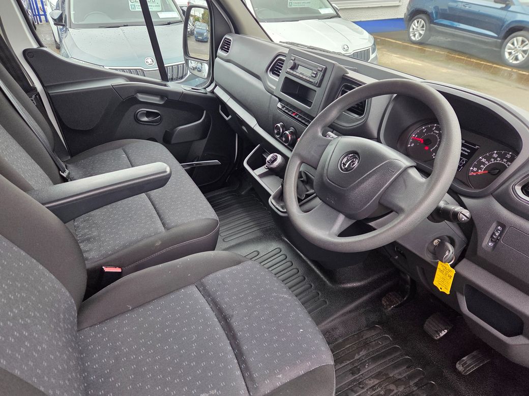 2021 Vauxhall Movano