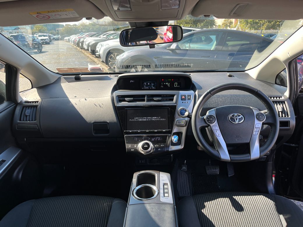 2018 Toyota Prius Alpha