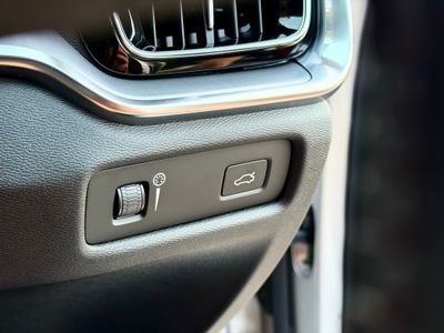 2020 Volvo V60