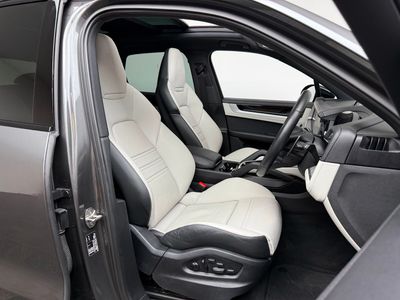 2024 Porsche Cayenne