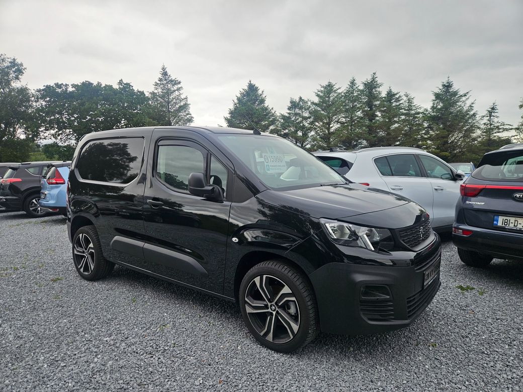 2021 Peugeot Partner