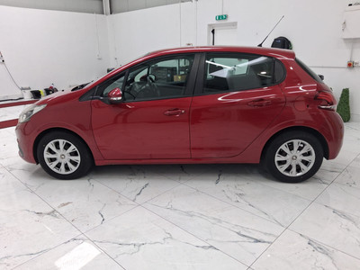 2016 Peugeot 208