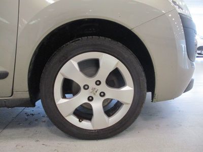 2011 Peugeot 3008