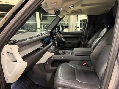 2023 Land Rover Defender