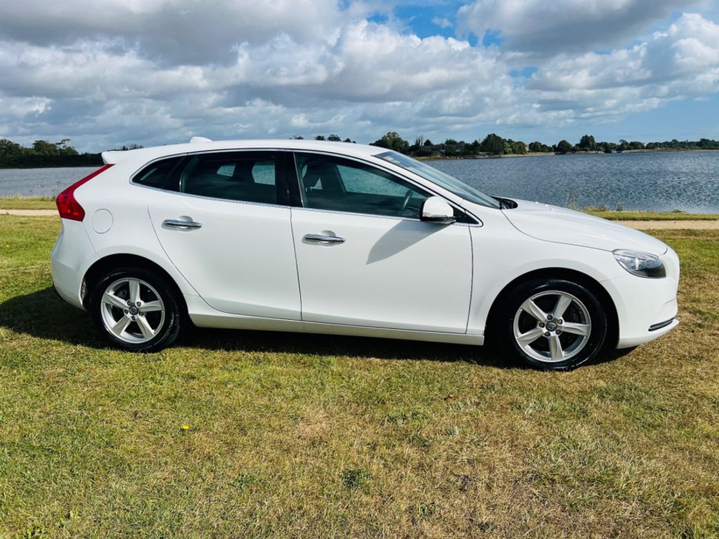 2014 Volvo V40