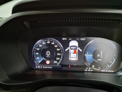2023 Volvo XC40