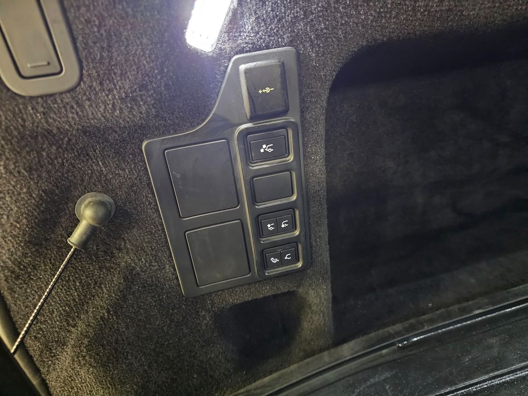 2023 Land Rover Discovery