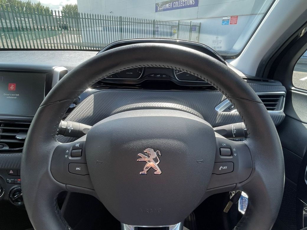 2015 Peugeot 208