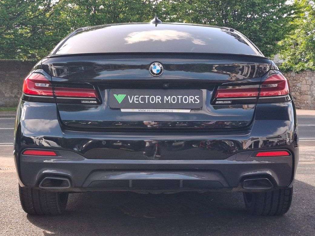 2021 BMW 5 Series