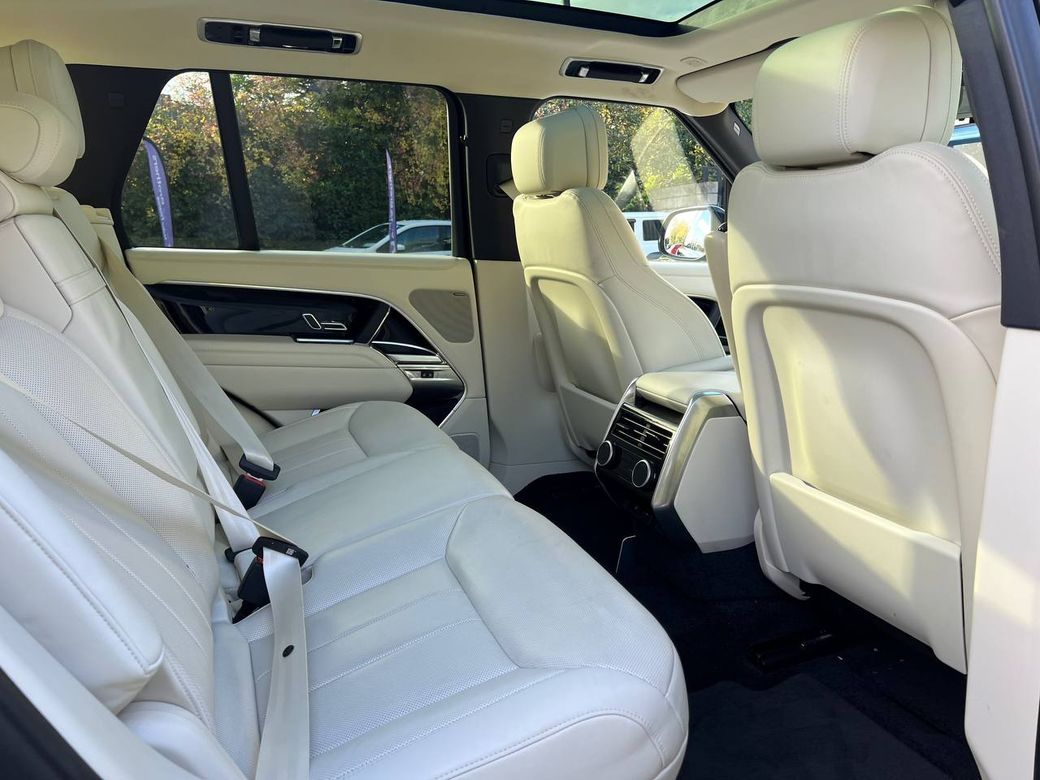 2025 Land Rover Range Rover