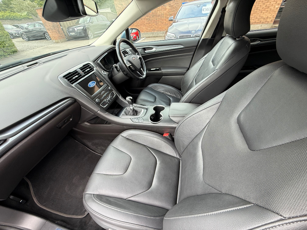 2021 Ford Mondeo