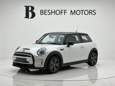 2023 Mini Hatch