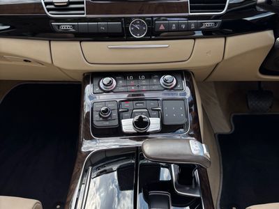 2016 Audi A8