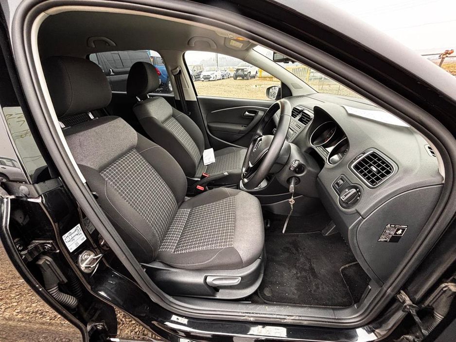 2016 Volkswagen Polo