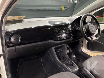 2016 Volkswagen up!