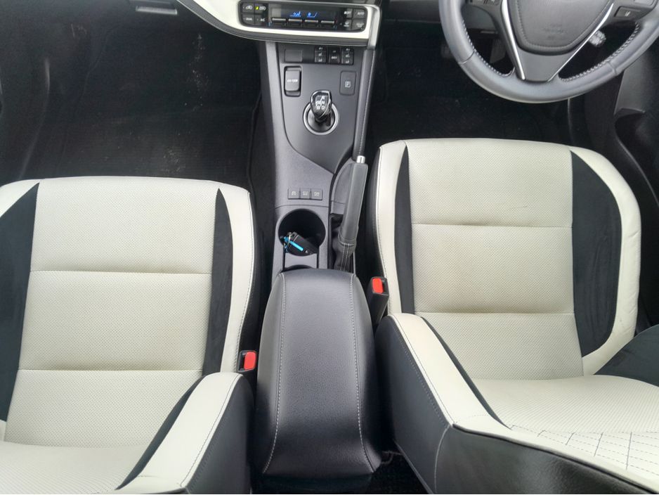 2017 Toyota Auris
