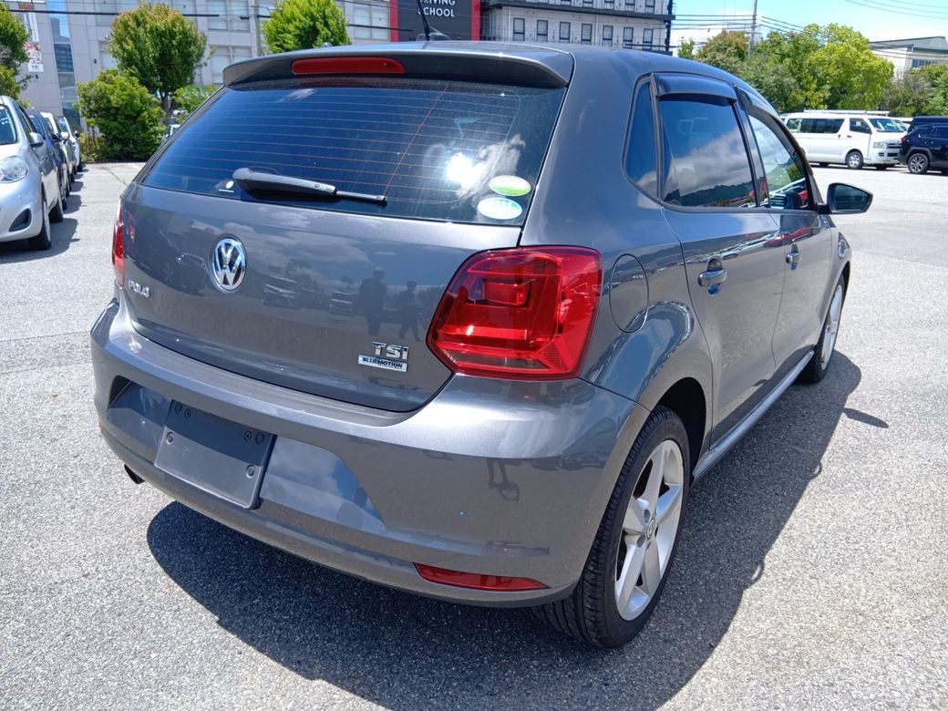 2017 Volkswagen Polo