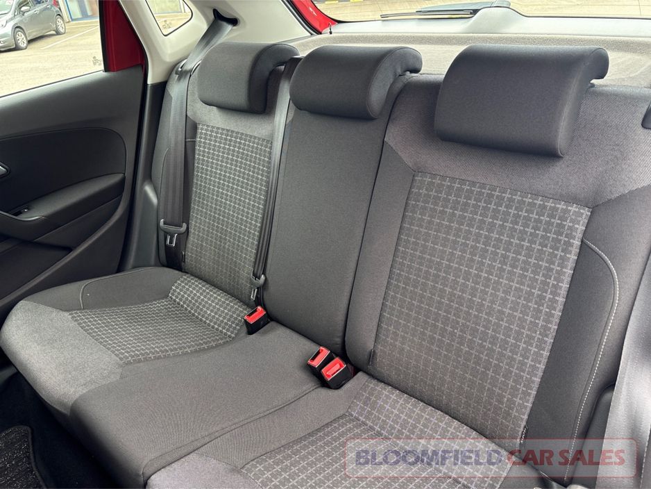 2017 Volkswagen Polo