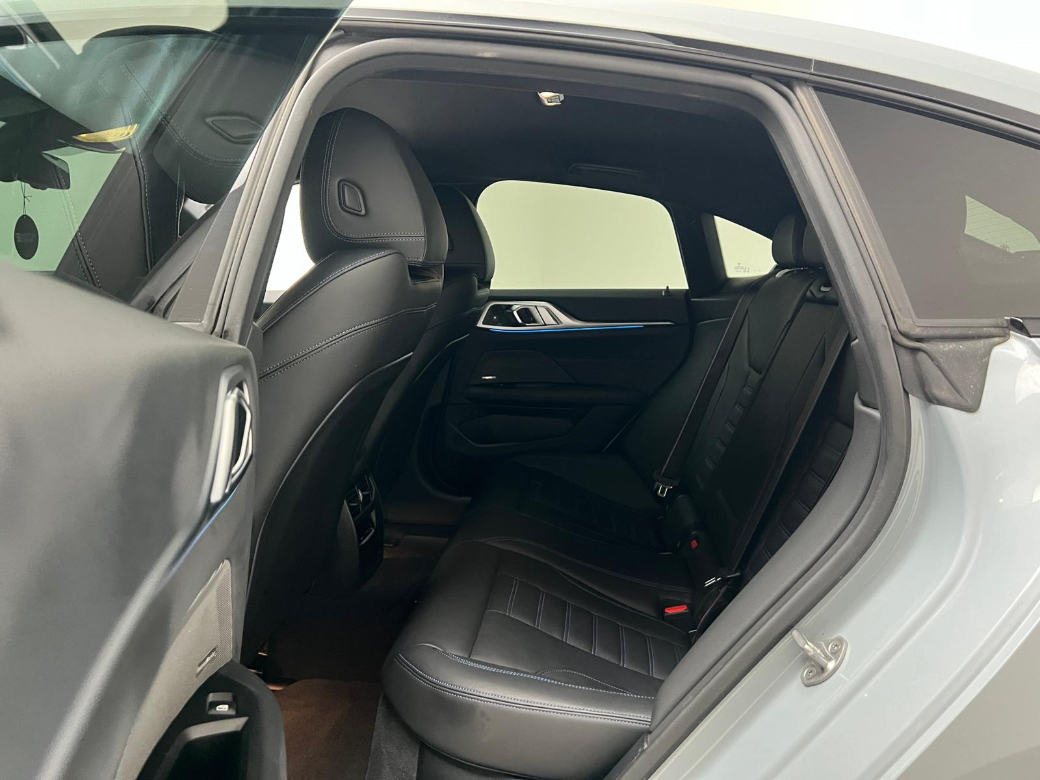 2022 BMW i4