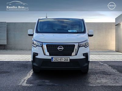 2025 Nissan Primastar