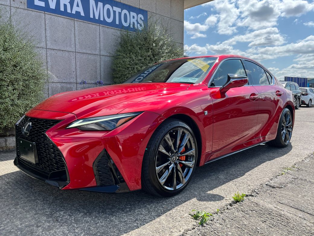 2023 Lexus IS 300h