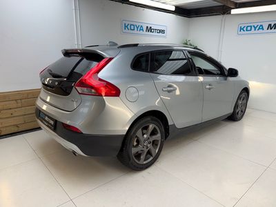2016 Volvo V40