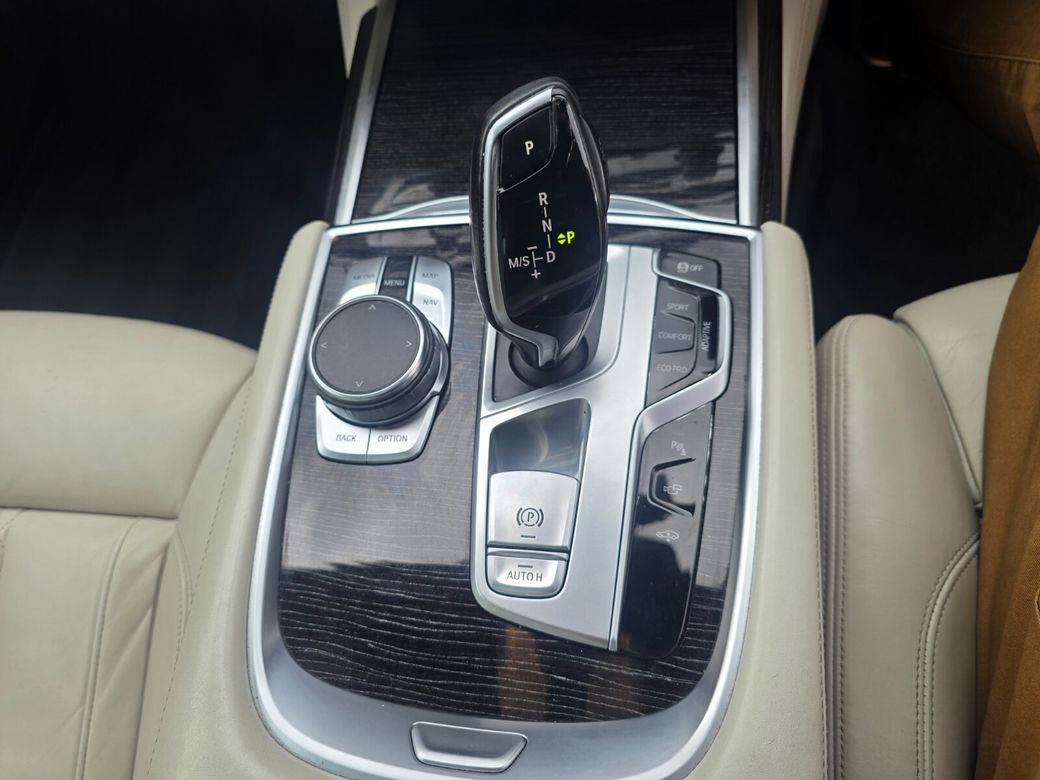 2016 BMW 7 Series